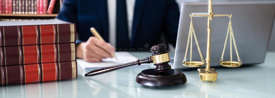قوانین و مقررات وکلا
